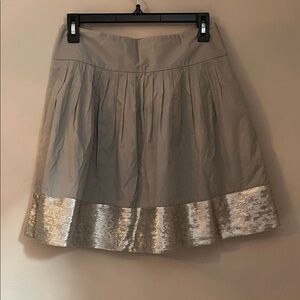 Theory Pleated Light Gray Skirt with Metallic Hem